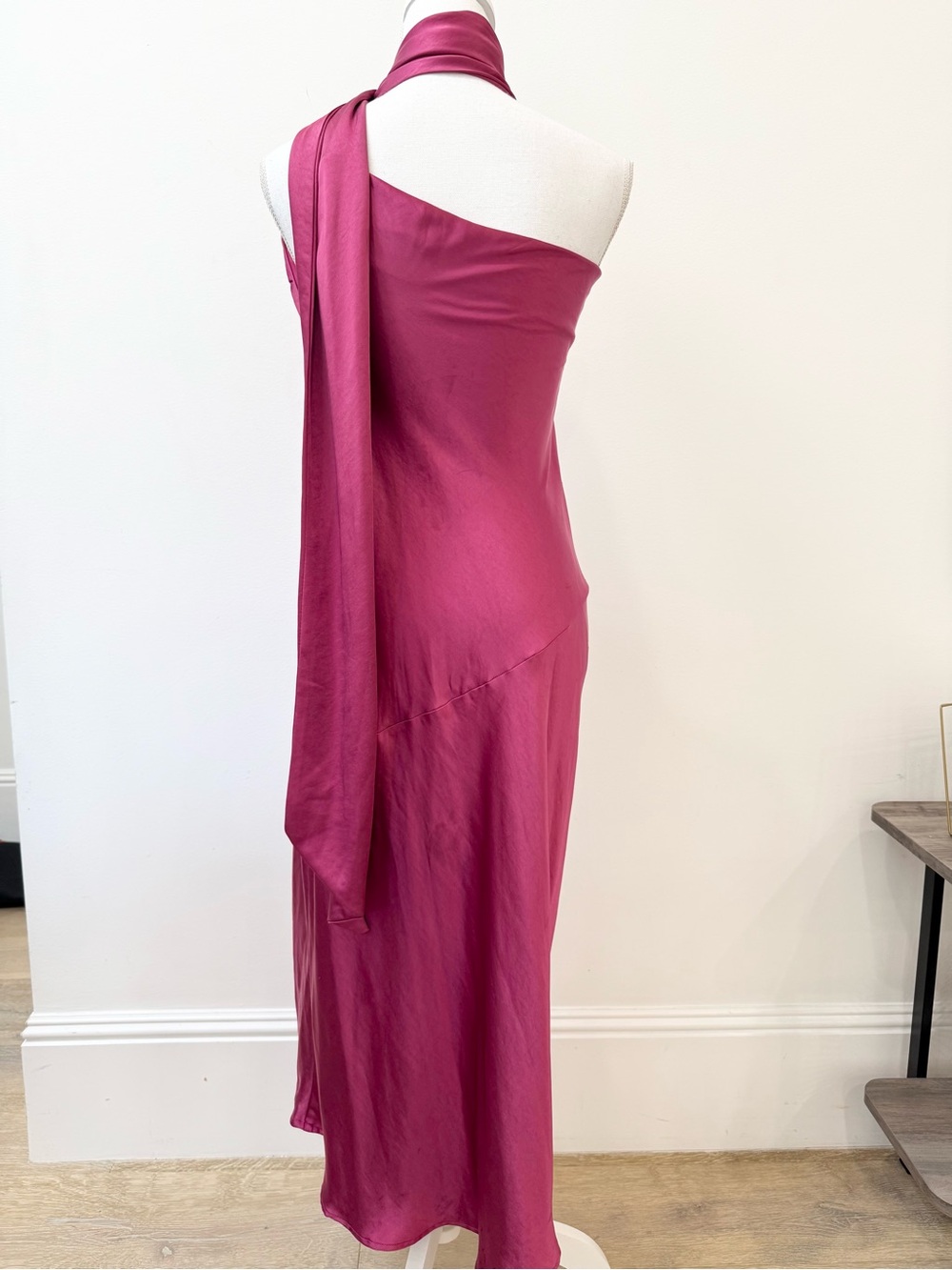 One-Shoulder Satin Maxi Dress - Picture 3 of 5